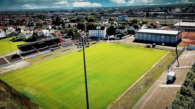 以求突出重 以求突出重